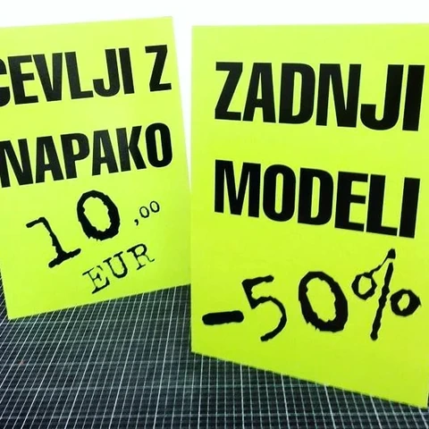 Rumena napisa za razprodajo čevljev